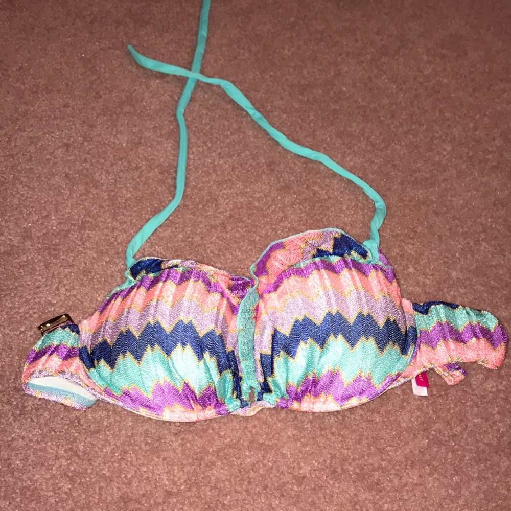Victoria Secret bikini - Picture 3 of 3